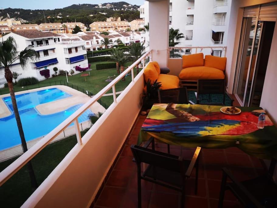 Casa En Urb. Con La Piscina Mas Grande De Javea. 外观 照片