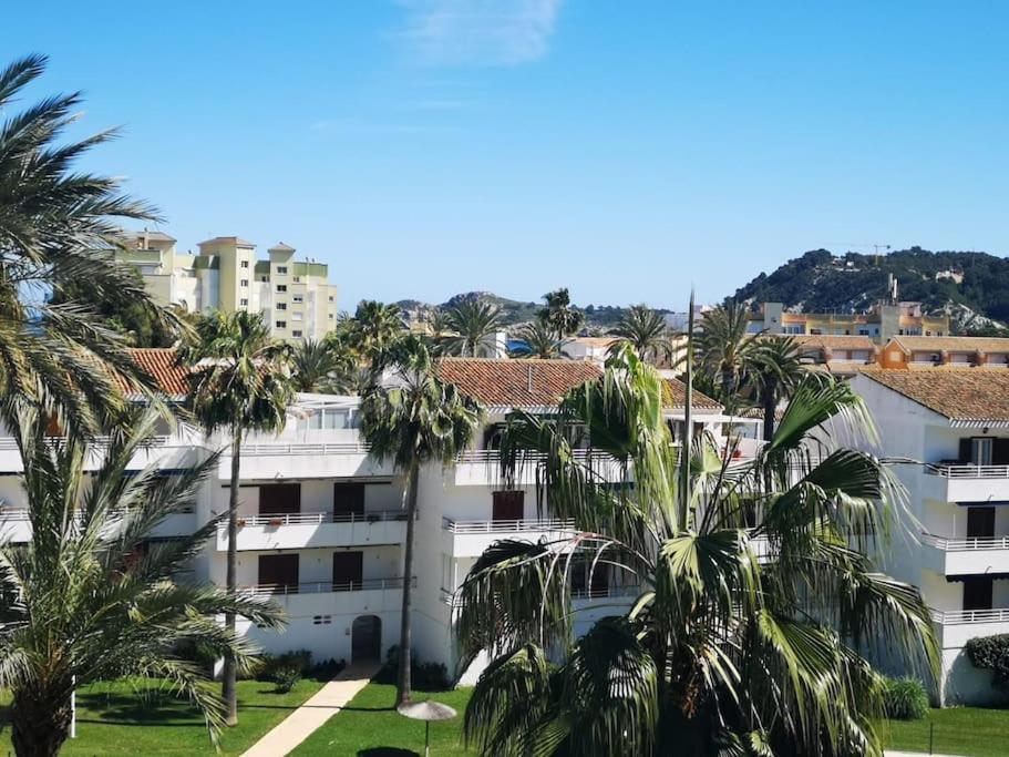 Casa En Urb. Con La Piscina Mas Grande De Javea. 外观 照片