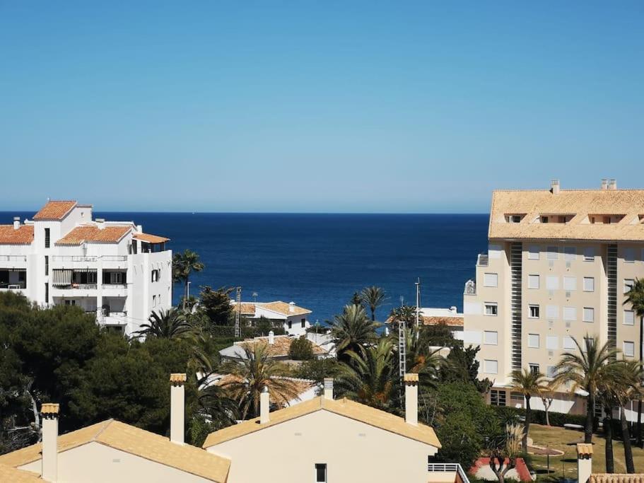 Casa En Urb. Con La Piscina Mas Grande De Javea. 外观 照片